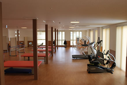 1F リハビリテーションセンター